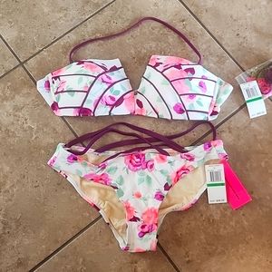 Betsey Johnson NWT BIKINI large